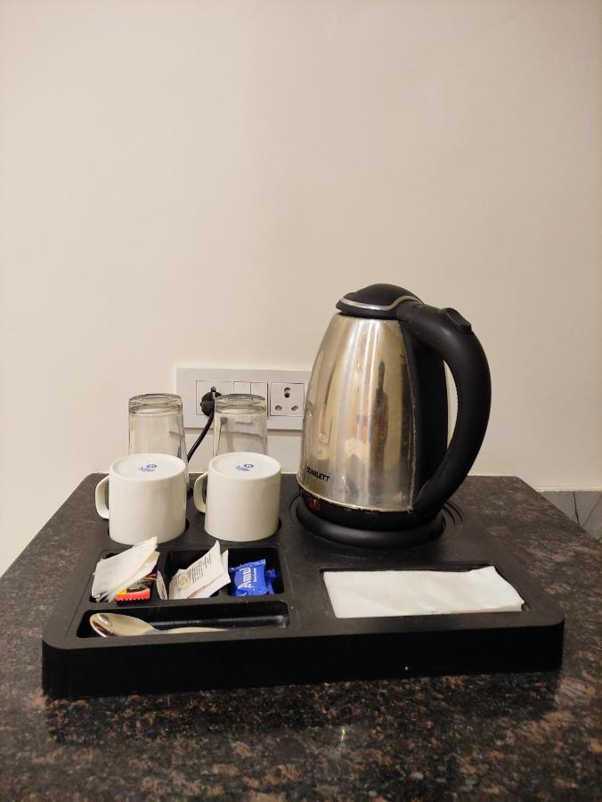 Hotel Satsang Grand バラナシ エクステリア 写真